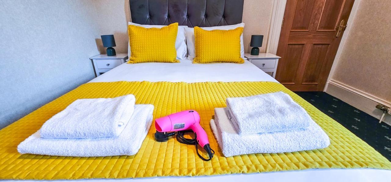 Mystayinn Abermar Guest House Инвернес Екстериор снимка