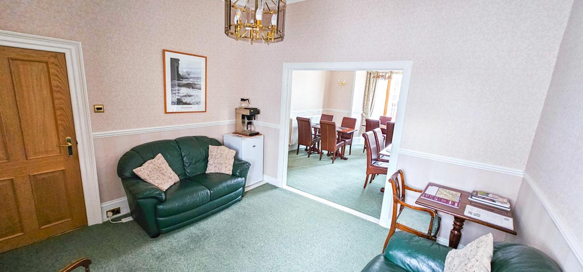 Mystayinn Abermar Guest House Инвернес Екстериор снимка