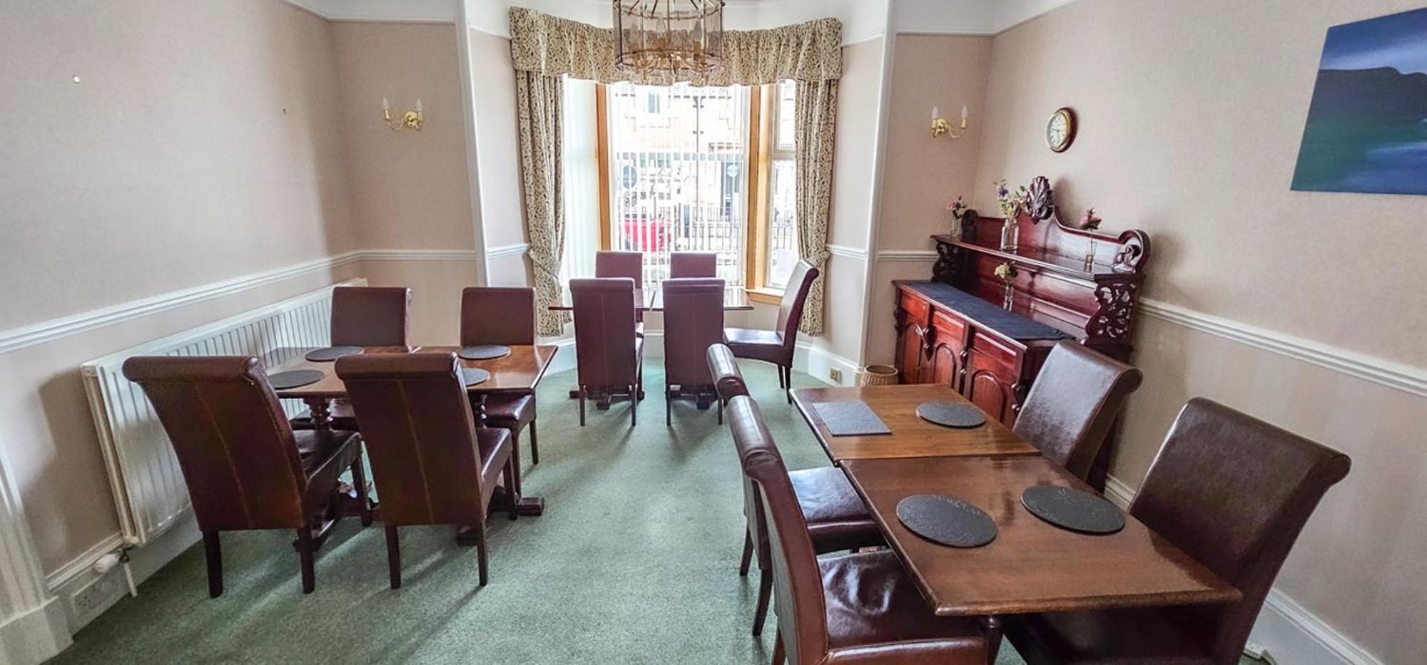 Mystayinn Abermar Guest House Инвернес Екстериор снимка
