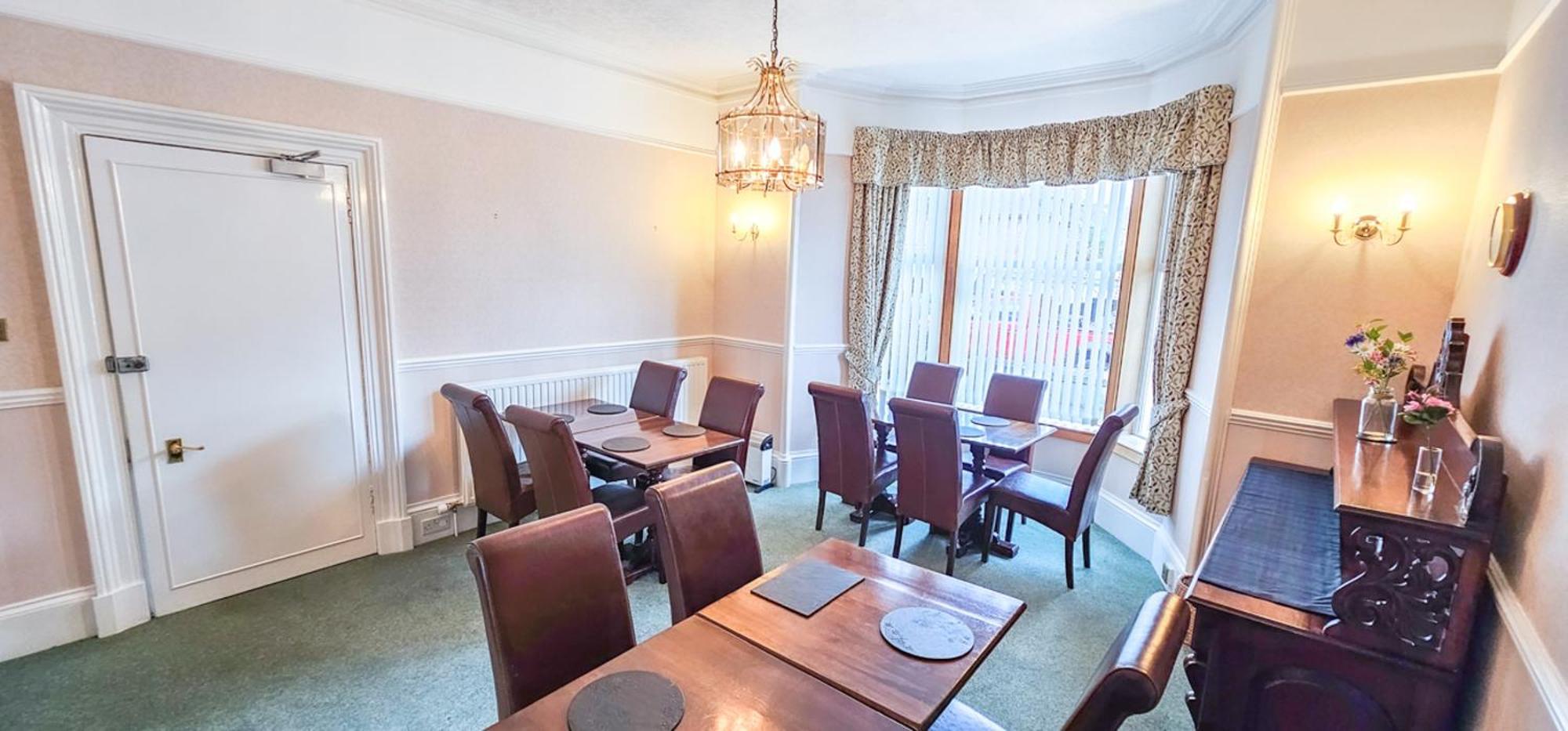Mystayinn Abermar Guest House Инвернес Екстериор снимка