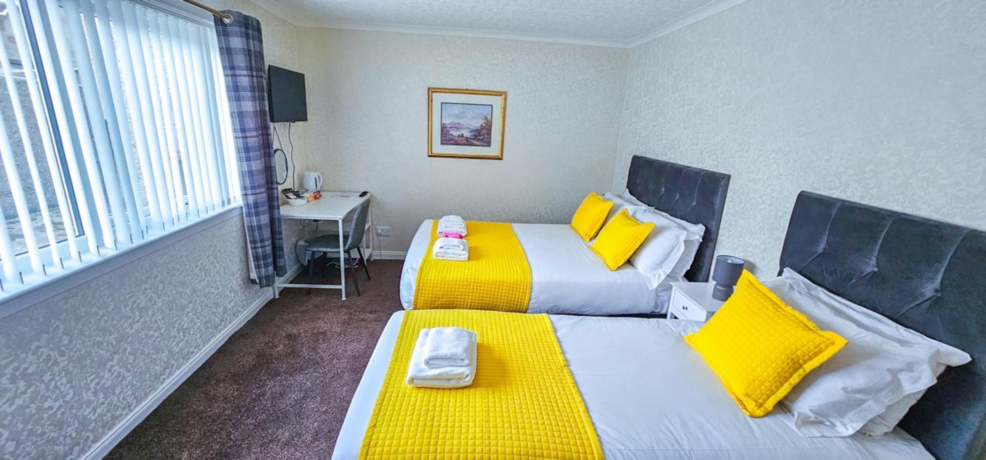 Mystayinn Abermar Guest House Инвернес Екстериор снимка