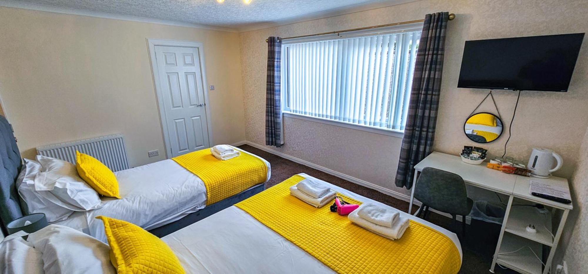Mystayinn Abermar Guest House Инвернес Екстериор снимка