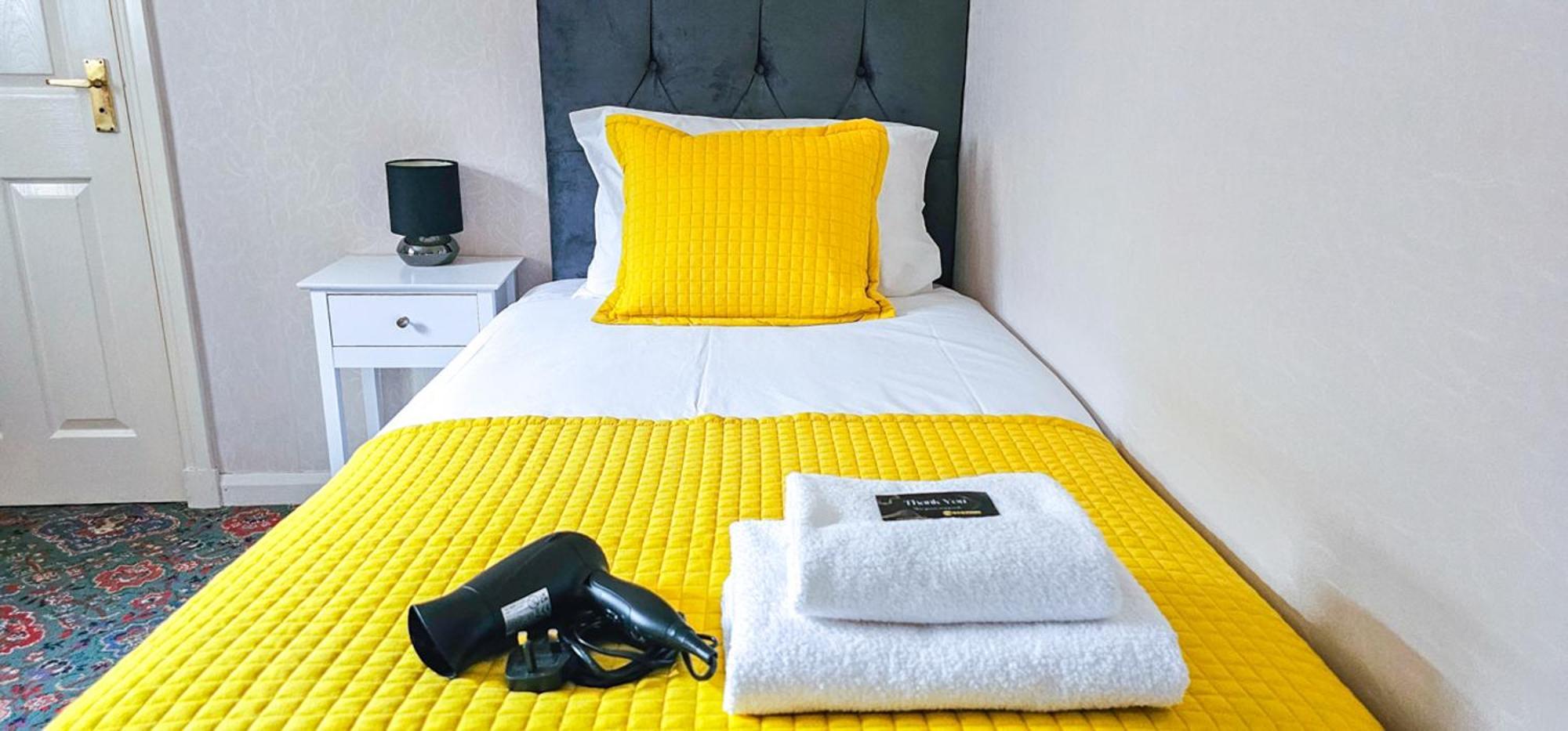 Mystayinn Abermar Guest House Инвернес Екстериор снимка