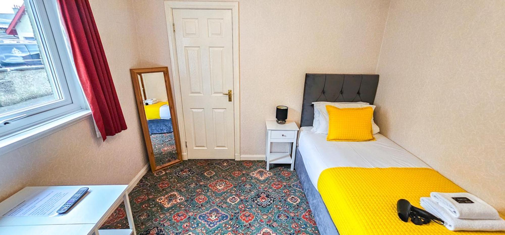Mystayinn Abermar Guest House Инвернес Екстериор снимка