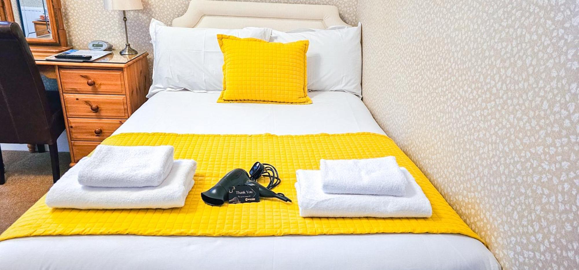 Mystayinn Abermar Guest House Инвернес Екстериор снимка