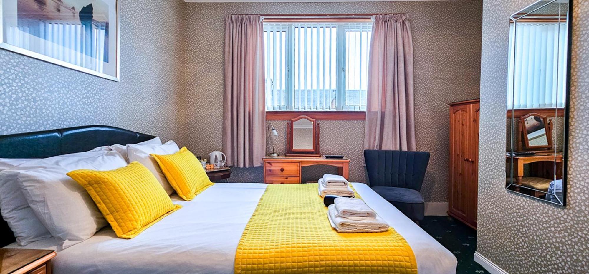 Mystayinn Abermar Guest House Инвернес Екстериор снимка
