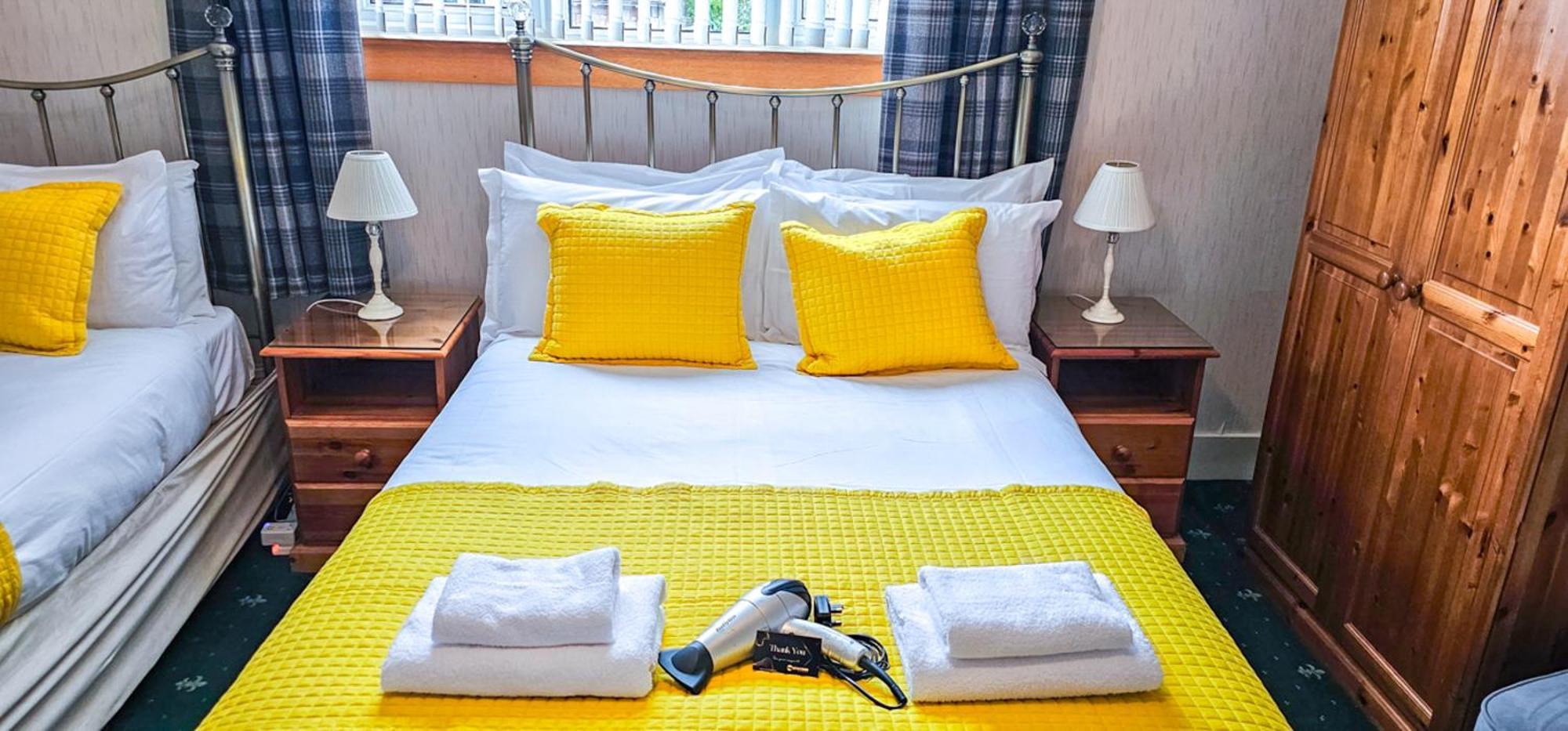 Mystayinn Abermar Guest House Инвернес Екстериор снимка