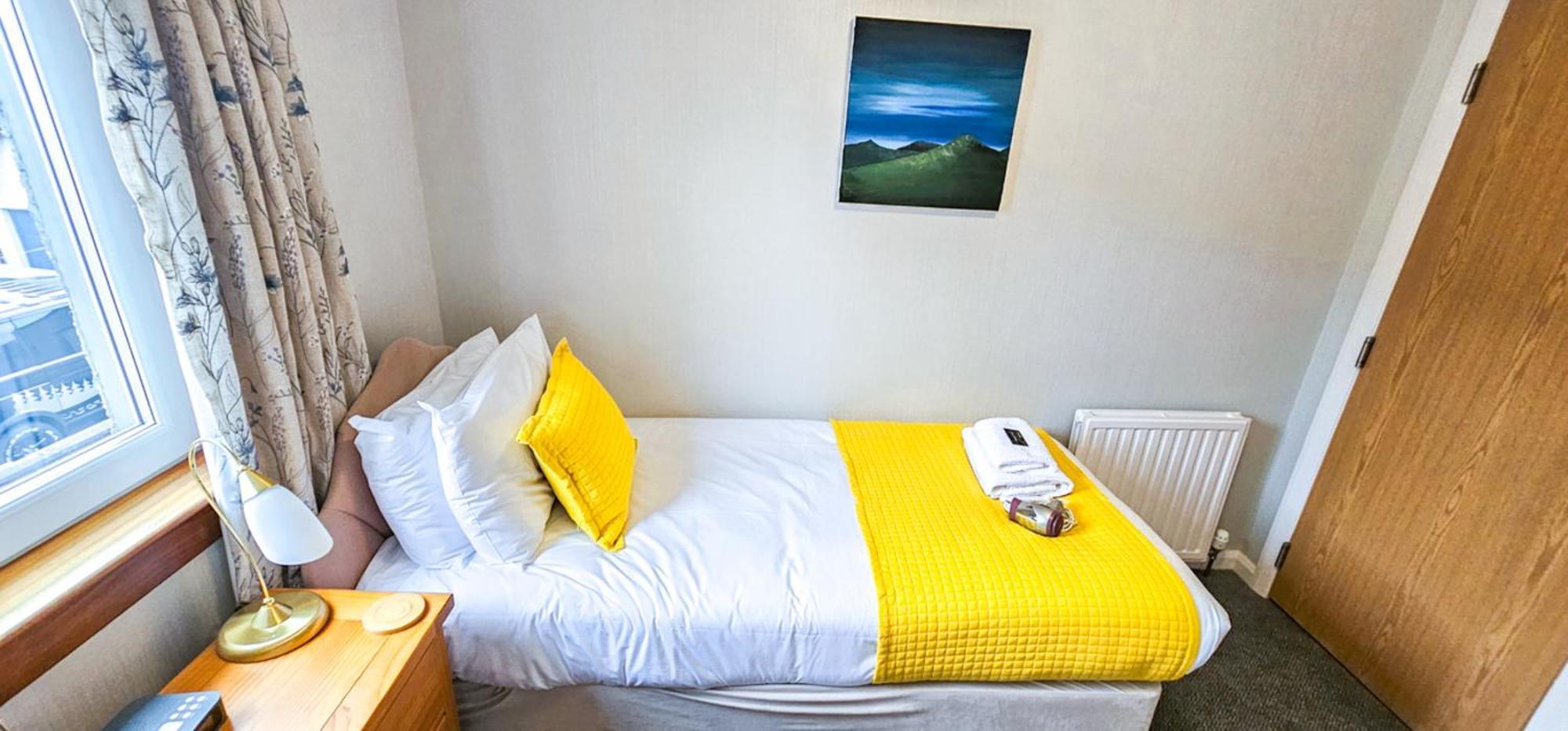 Mystayinn Abermar Guest House Инвернес Екстериор снимка
