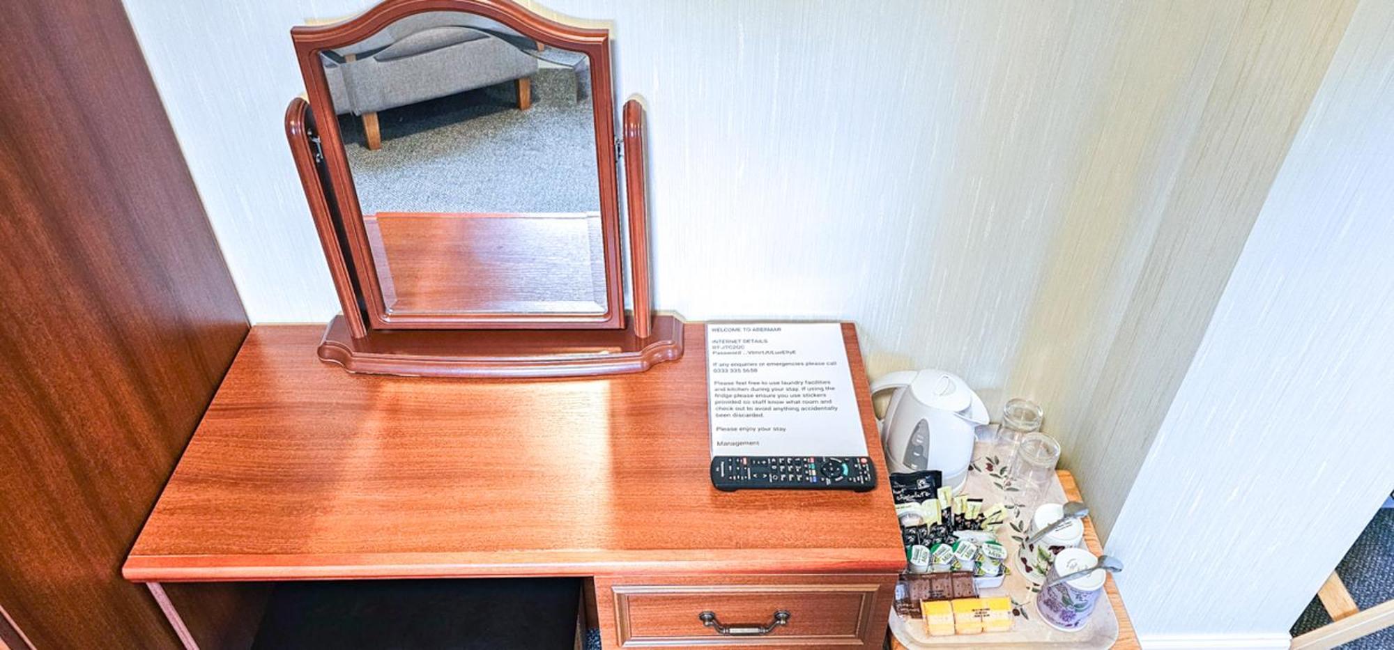 Mystayinn Abermar Guest House Инвернес Екстериор снимка