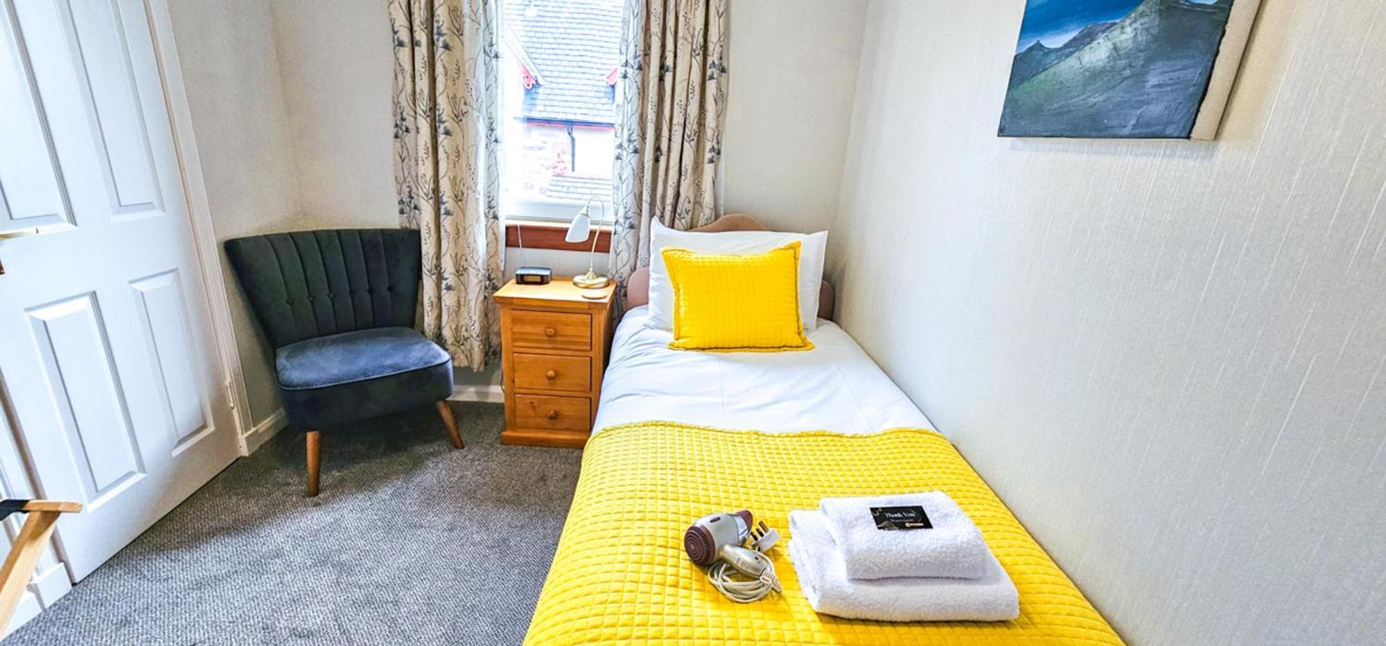 Mystayinn Abermar Guest House Инвернес Екстериор снимка
